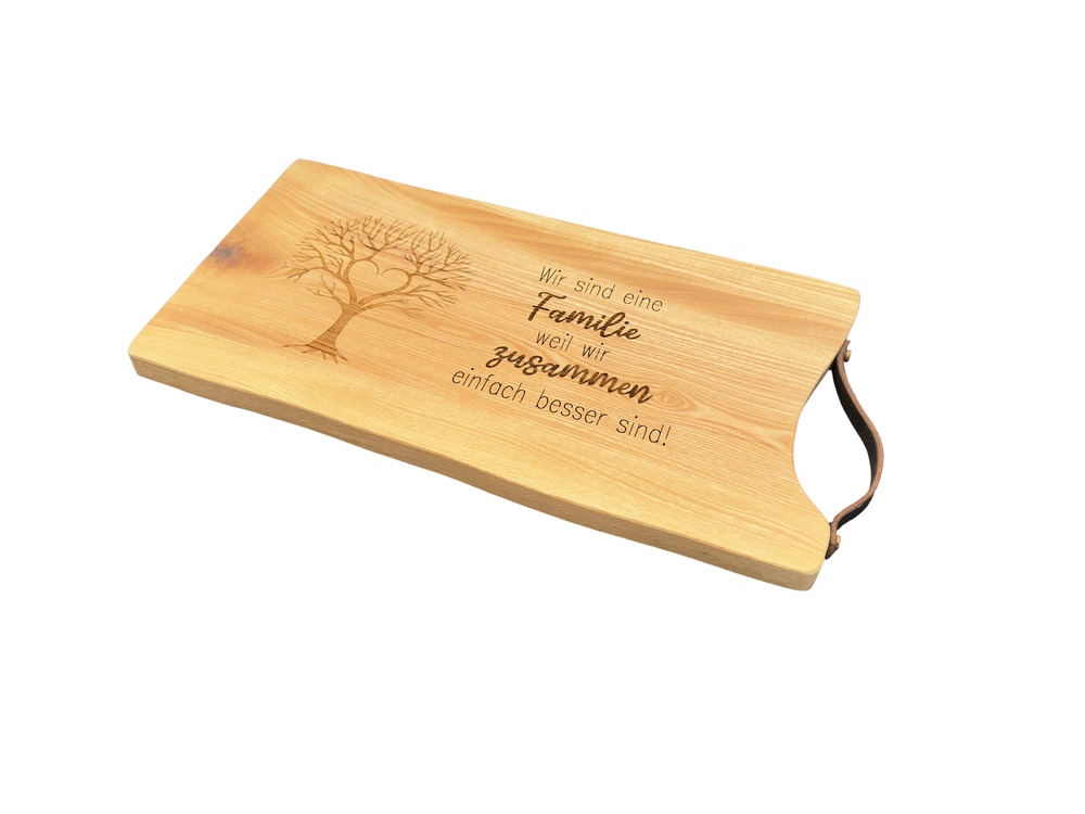 Schneide- und Servierbrett aus Eschenholz, 50 x 24 cm – mit Ledergriff & Baumkante